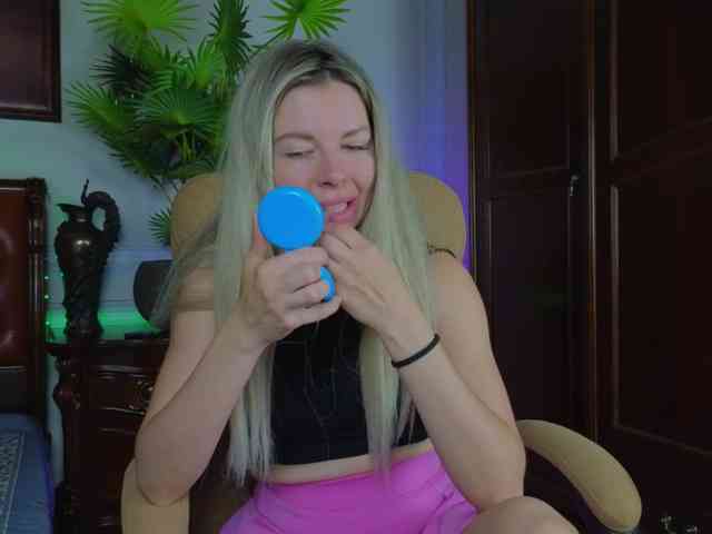 LunaRishi webcam