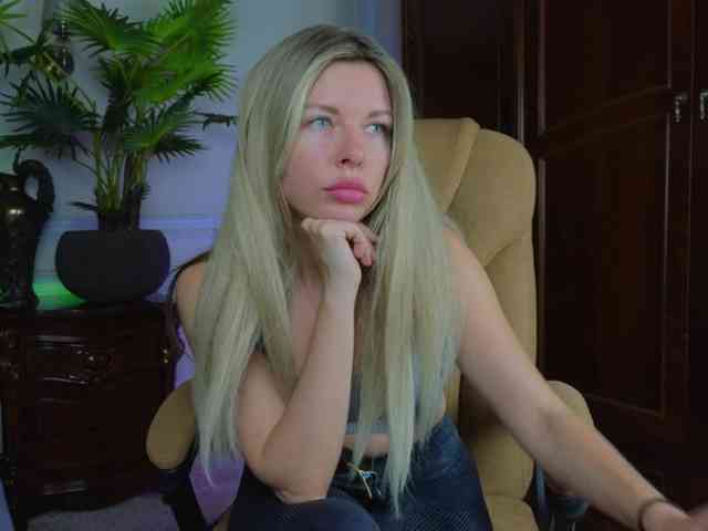 LunaRishi webcam