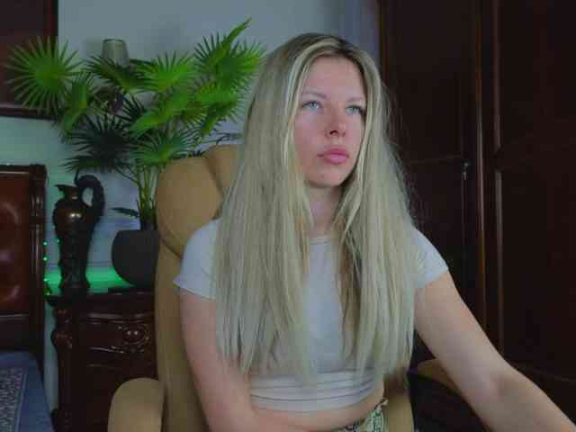 LunaRishi webcam