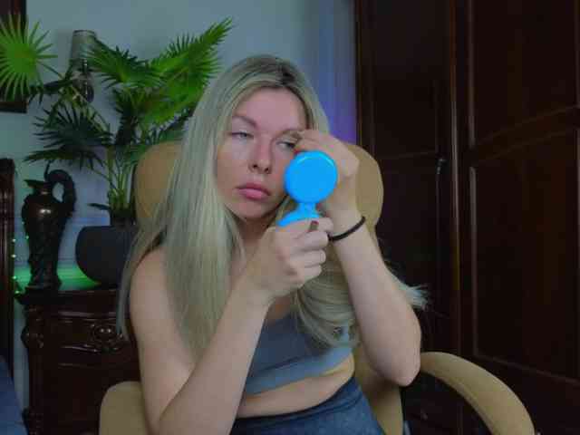 LunaRishi webcam