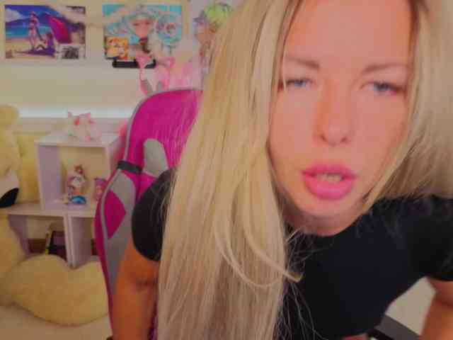 LunaRishi webcam