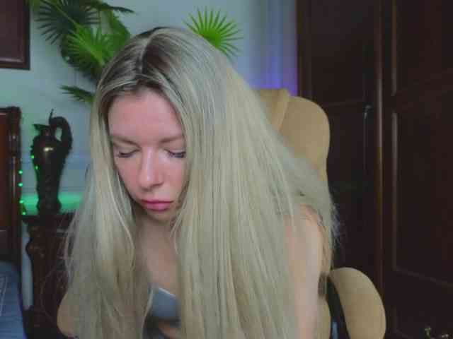 LunaRishi webcam