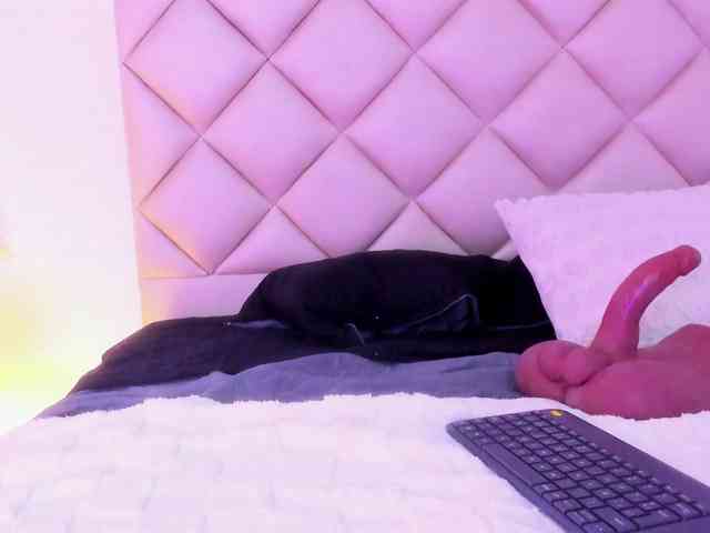 CrysttalMoon webcam