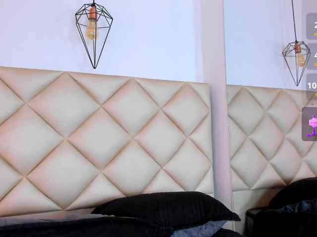 CrysttalMoon webcam