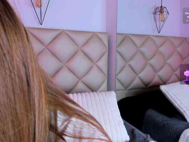 CrysttalMoon webcam