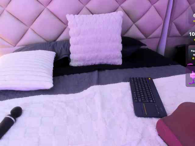 CrysttalMoon webcam