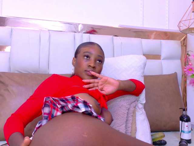 Skylar-Smith live cam on BongaCams