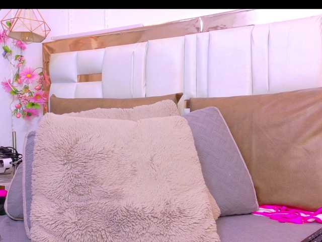 Skylar-Smith live cam on BongaCams