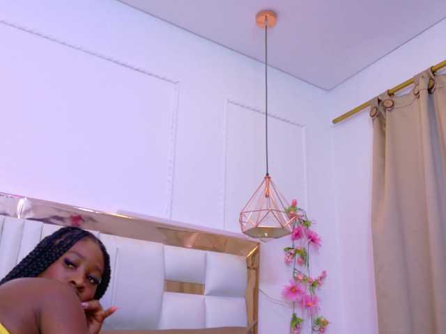 Skylar-Smith live cam on BongaCams