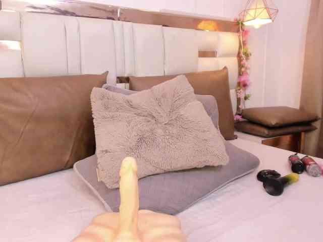Aylin-Rose webcam
