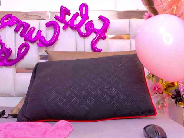 Aylin-Rose webcam