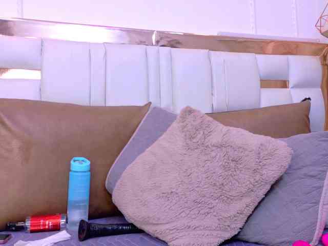 Aylin-Rose webcam