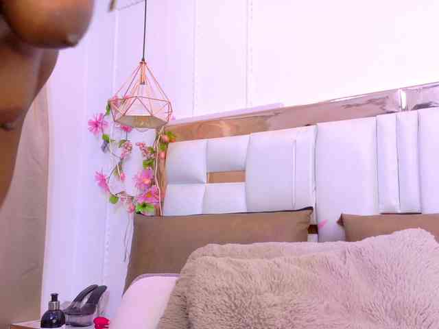Aylin-Rose webcam