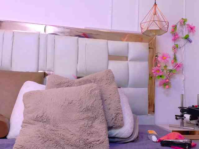 Aylin-Rose webcam