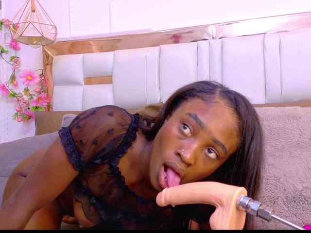 Aylin-Rose webcam