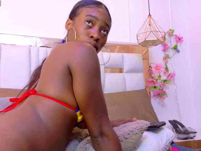 Aylin-Rose webcam