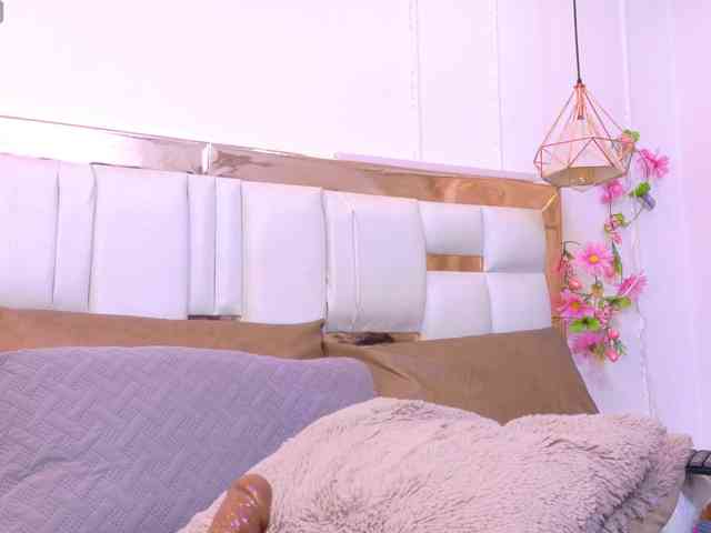 Aylin-Rose webcam