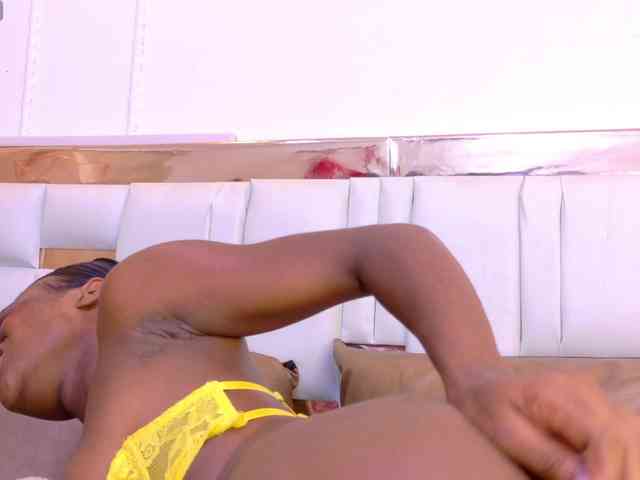 Aylin-Rose webcam