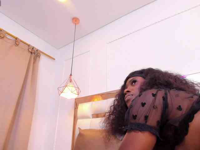 Aylin-Rose webcam