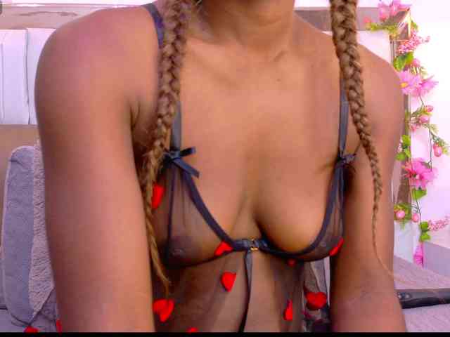 Aylin-Rose webcam