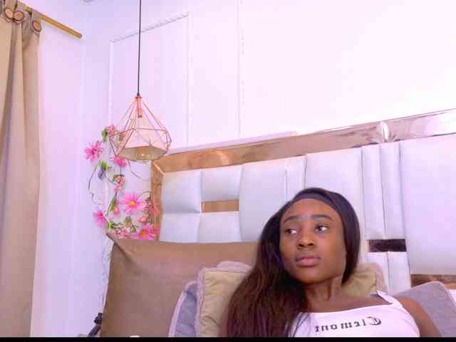 Aylin-Rose webcam