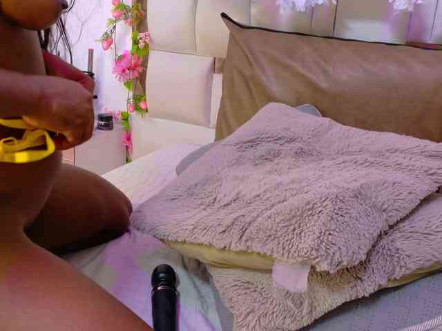 Aylin-Rose webcam