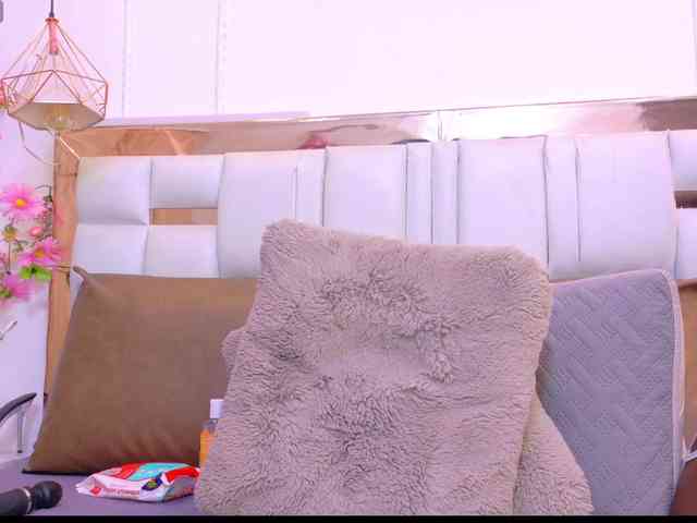 Aylin-Rose webcam