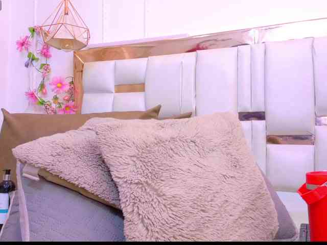 Aylin-Rose webcam