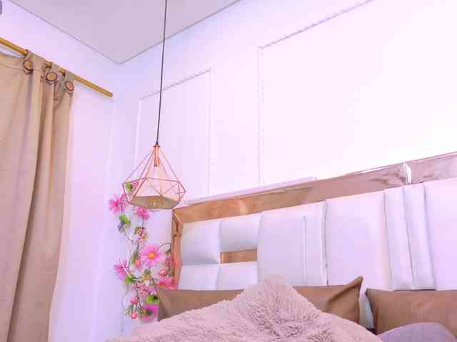 Aylin-Rose webcam