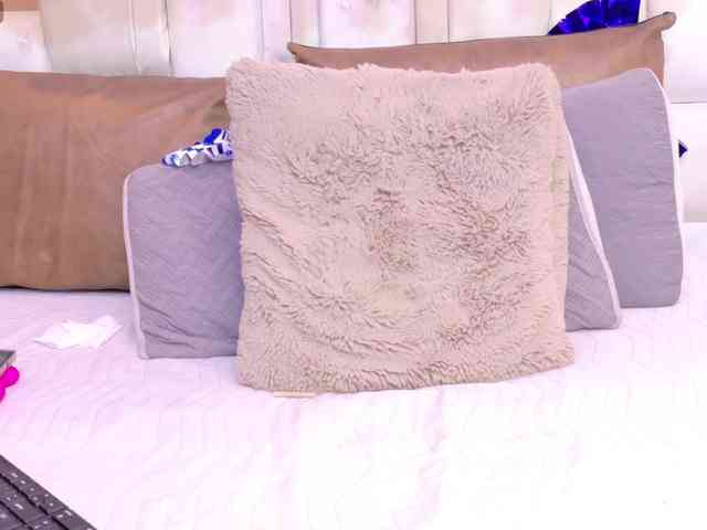 Aylin-Rose webcam