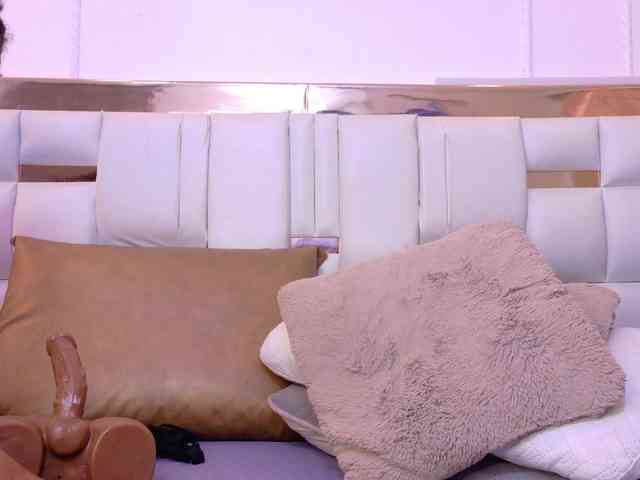 Aylin-Rose webcam