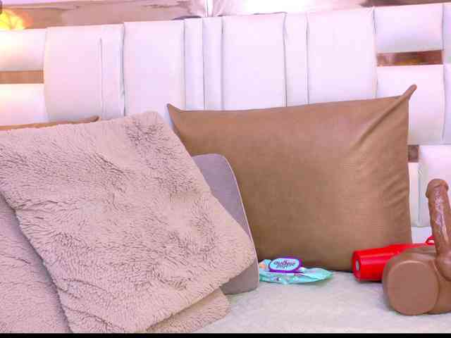 Aylin-Rose webcam