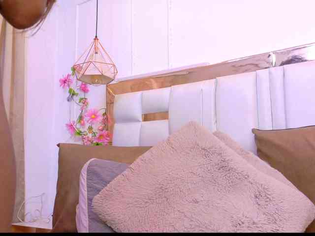 Aylin-Rose webcam