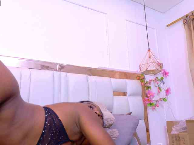 Aylin-Rose webcam
