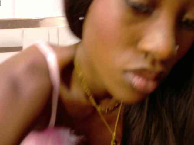 Aylin-Rose webcam