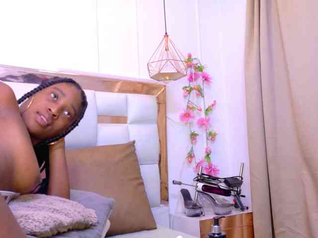 Aylin-Rose webcam