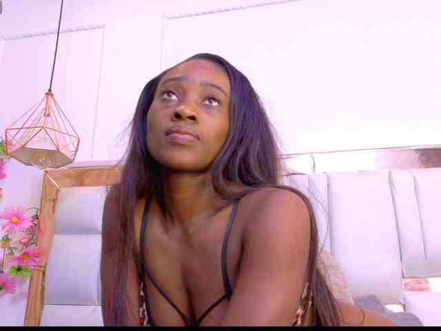 Aylin-Rose webcam