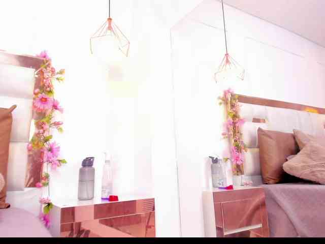 Aylin-Rose webcam