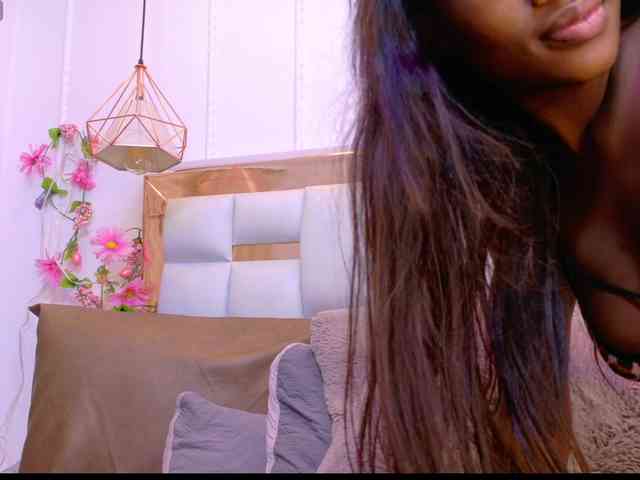 Aylin-Rose webcam