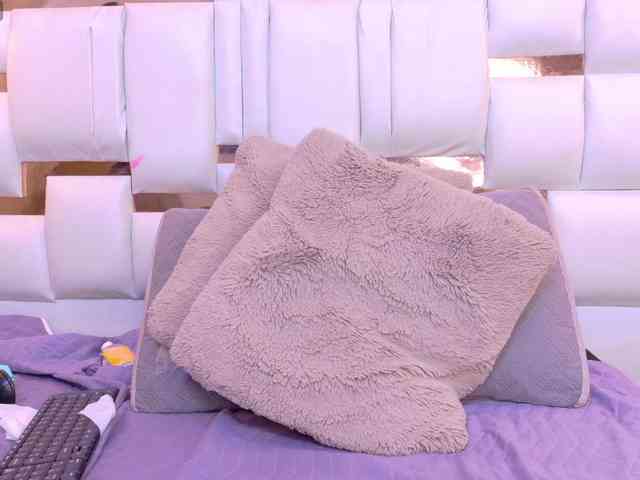Aylin-Rose webcam