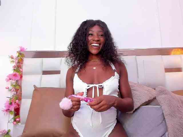 Aylin-Rose webcam