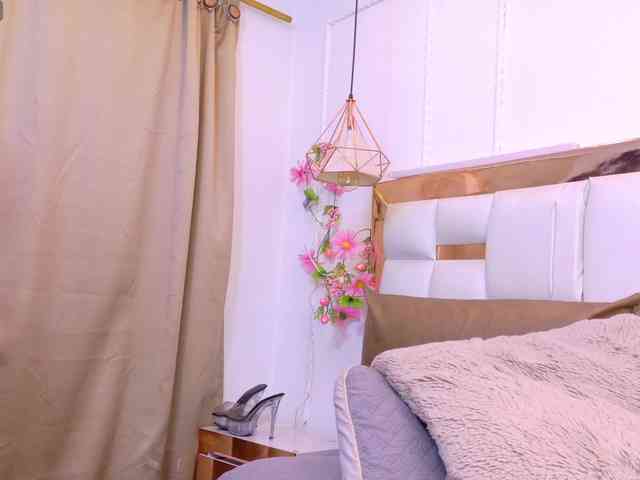 Aylin-Rose webcam