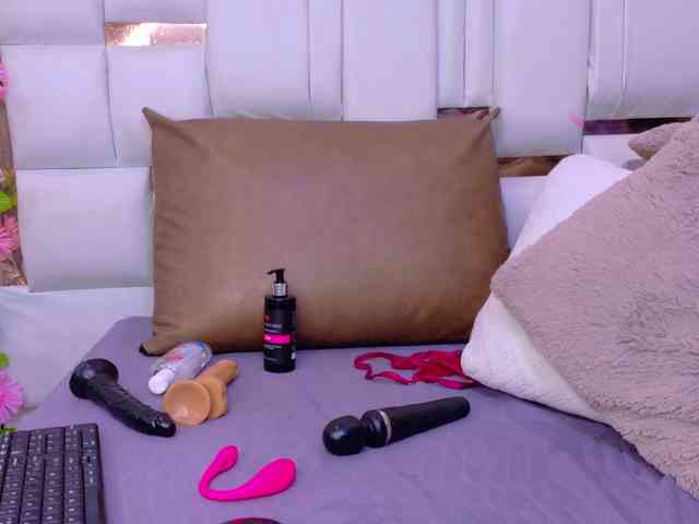 Aylin-Rose webcam