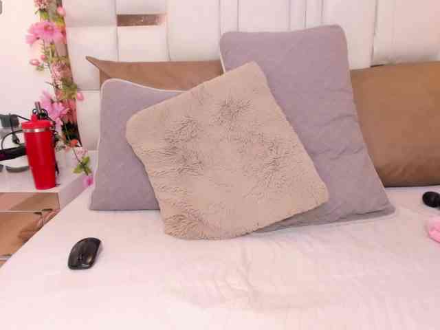 Aylin-Rose webcam