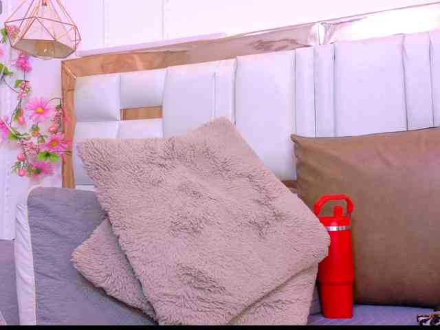 Aylin-Rose webcam