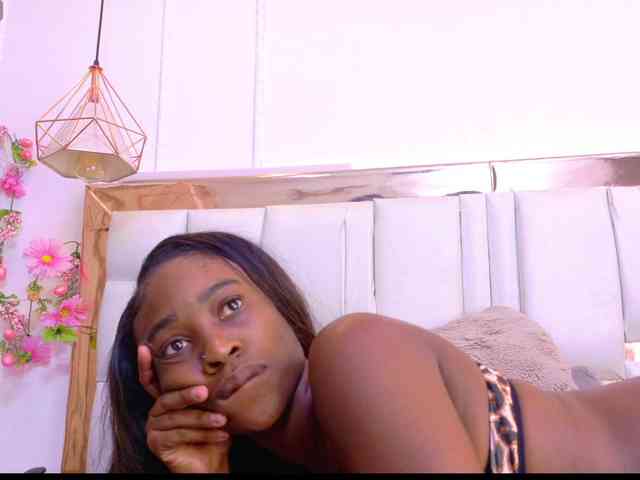Aylin-Rose webcam