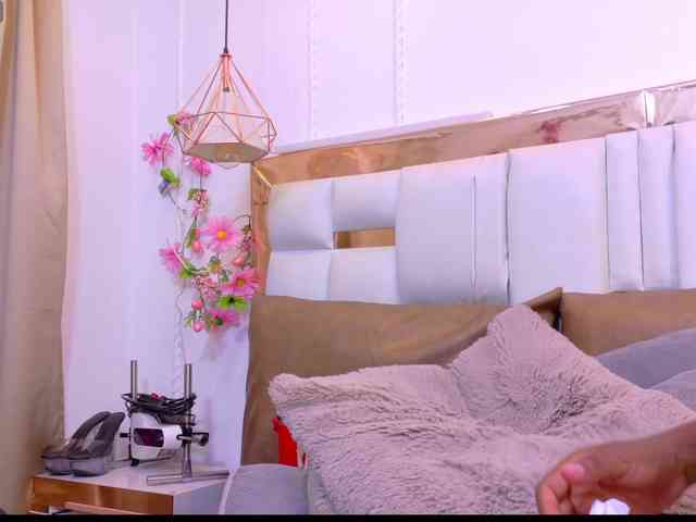 Skylar-Smith Live Webcam on BongaCams