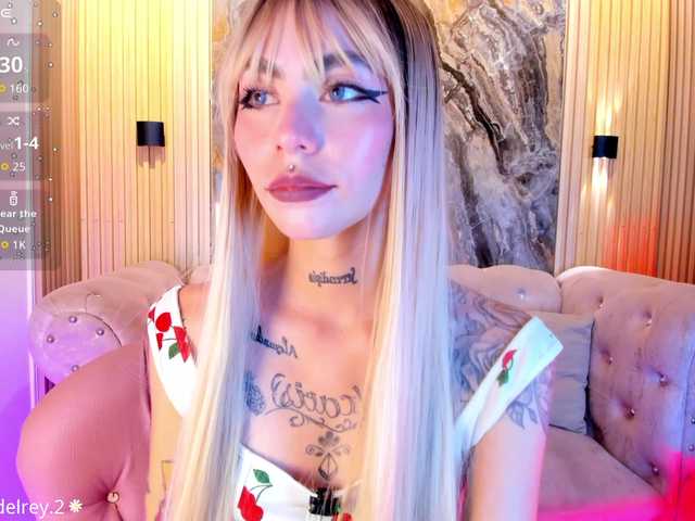 Sabrinaa1 live webcam show