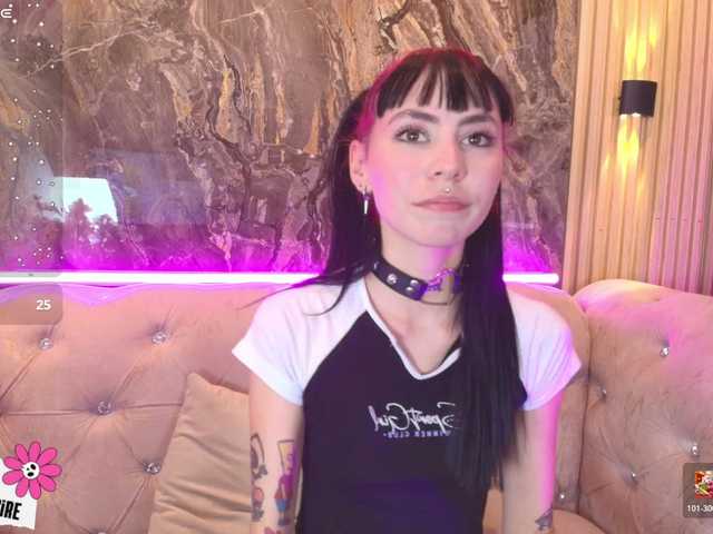 Sabrinaa1's BongaCams show and profile