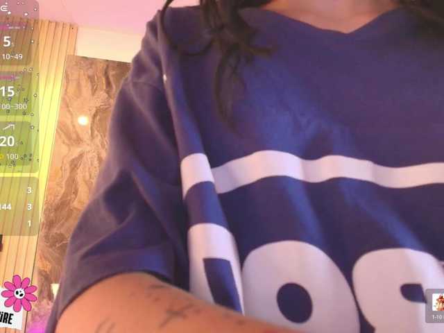 Sabrinaa1's BongaCams show and profile